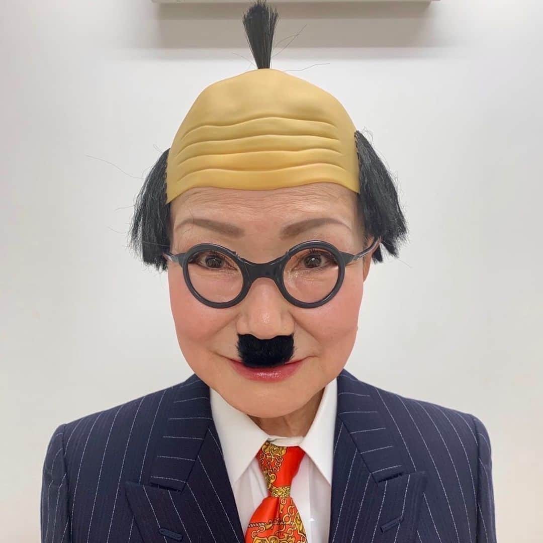 末成由美のインスタグラム：「皆さん、久しぶりの投稿です！辛い時、悲しい時、これを見て、笑ってね！癒しになるかな⁉️」