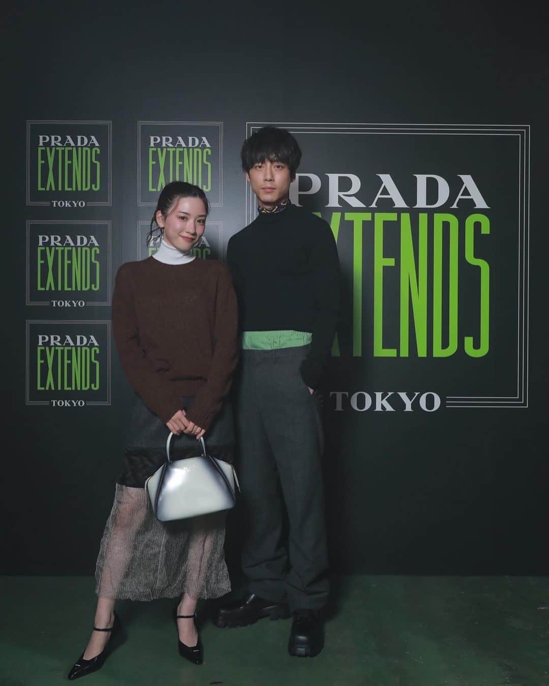 坂口健太郎のインスタグラム：「PRADA 久しぶりにめいと会いました(^｡^)  #PradaExtends @prada  #めいたろう」