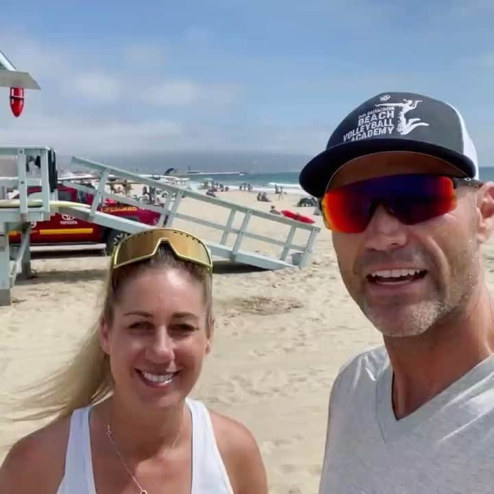 エイプリル・ロスのインスタグラム：「🥇BIG ANNOUNCEMENT!🥇  Excited to share that @PhilDalhausser and I have teamed up to create a camp and clinic experience for all of you! We will be working together to share the knowledge we’ve accumulated over our careers at our camp this October in Santa Monica🎉   You can check out the details and sign up at the link in my bio or at www.philandapril.com! There are sessions for adults and teens! 👊🏼  You can follow along at @philandaprilbvc too! 🙏🏼」