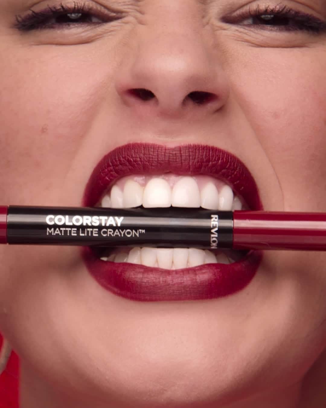Revlonのインスタグラム：「Play it up! Celebrate National Lipstick Day all month long with an ultra-bold lip. #ColorStay Matte Lite Crayon is so lightweight you’ll forget you have it on. 12 rock-it, pop-it, full-coverage shades to Put Your Best Lip Forward. #MyBestLip   📹: @ashleygraham」