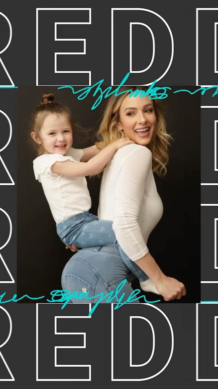 Paige Hathawayのインスタグラム：「New Freddy’s LUX activewear is HERE! Their patented WR.UP booty shaping design is now available while you workout! 💪🏼🤗  These items are some of my favorite pieces I ever put on! All of which are squat proof, true to size and SUPER flattering! 😍  Here’s a quick video of some of the pieces I snagged from their new drop..   WHICH IS YOUR FAVORITE? 🤷🏼‍♀️ @freddystoreofficial @freddyausnz #ad」
