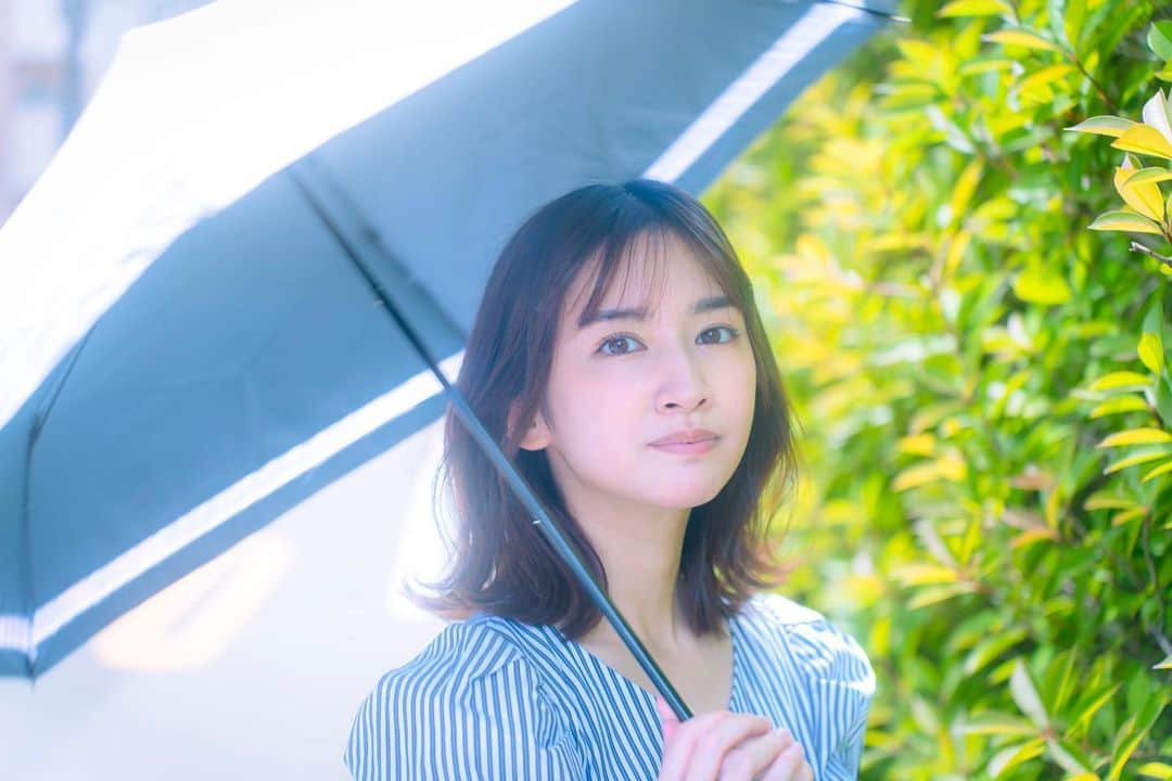 小泉遥のインスタグラム：「☂️」