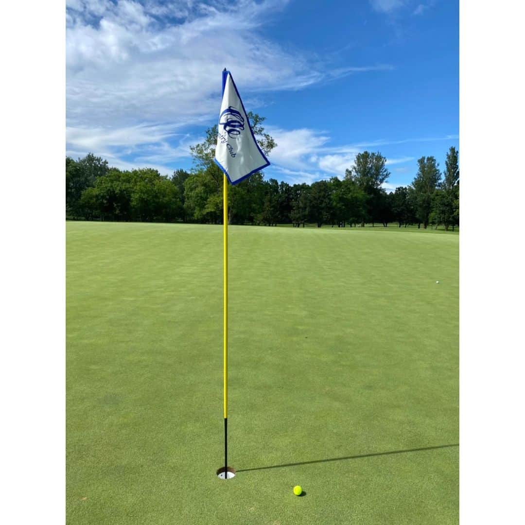 芦崎愛のインスタグラム：「夏の思い出⛳️  #latergram #ゴルフ 2022.7月上旬」