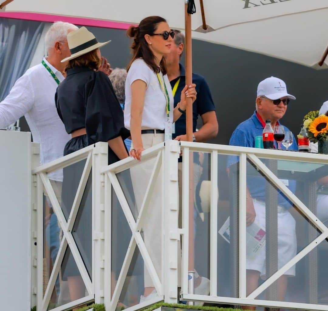 のインスタグラム：「Love been back in Evian 🌸🌸🌸 Final day tomorrow 💗 #golf @evianchamp」