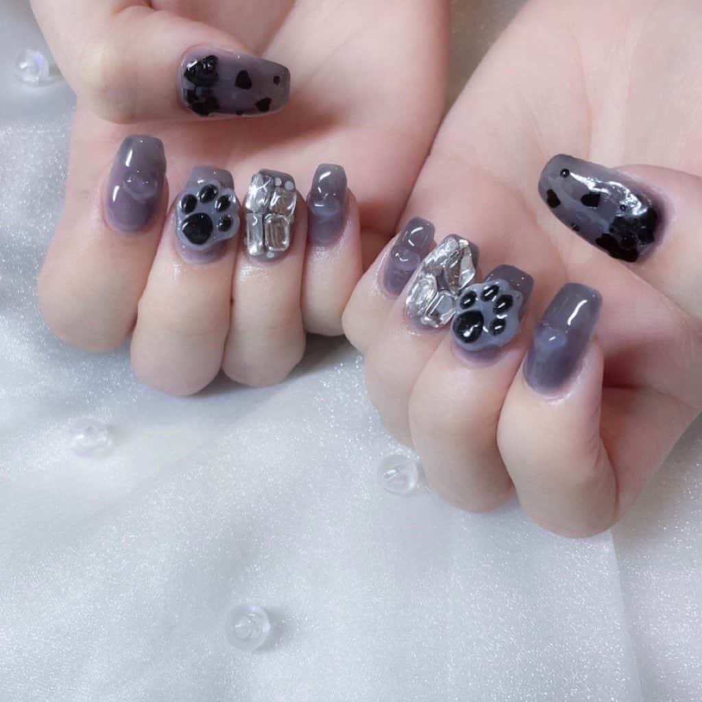 のインスタグラム：「#肉球ネイル 🐾」