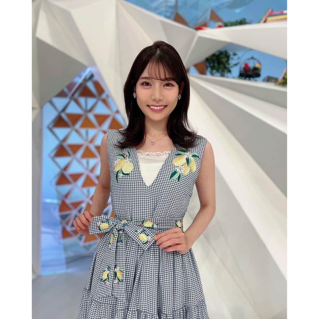 竹俣紅のインスタグラム：「🍋 今週も『めざまし8』をご覧くださってありがとうございました！ ⁡ レモンがいっぱいで、さわやかな衣装でした✨ ⁡ ⁡ あす24日(日) 14:55～放送 『ビジネスStyle』 インタビューを担当しています。 よろしくお願いします☺️ ⁡ ⁡ #めざまし8」