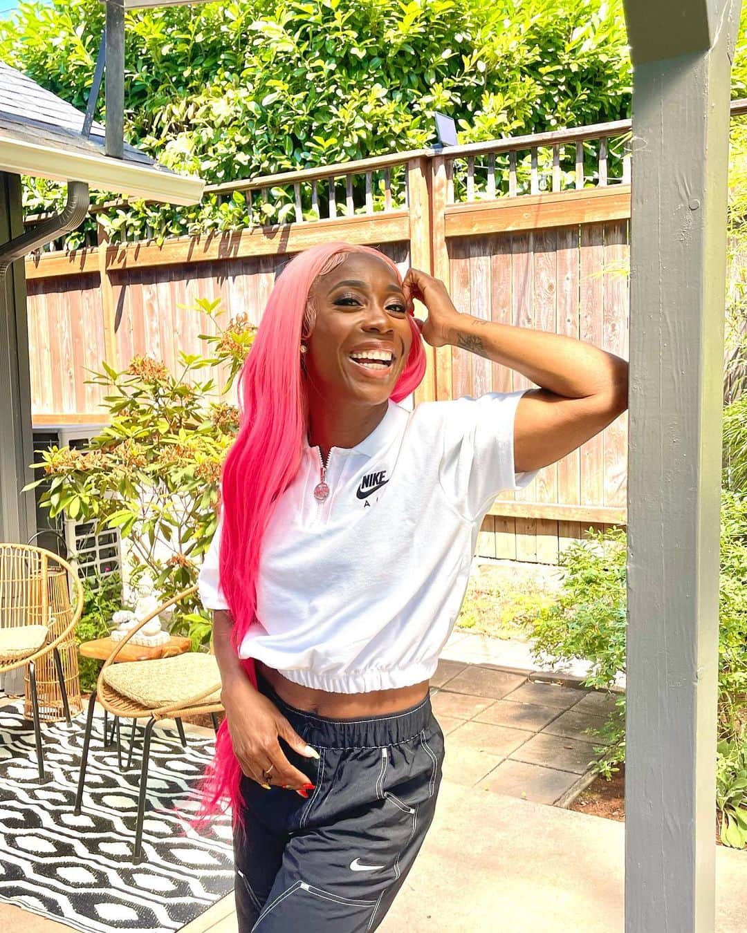 シェリー＝アン・フレーザー＝プライスのインスタグラム：「Inspired by Oregon🌸  #MommyRocket #lifeisgood #DollyRocket #BarbieTingz」