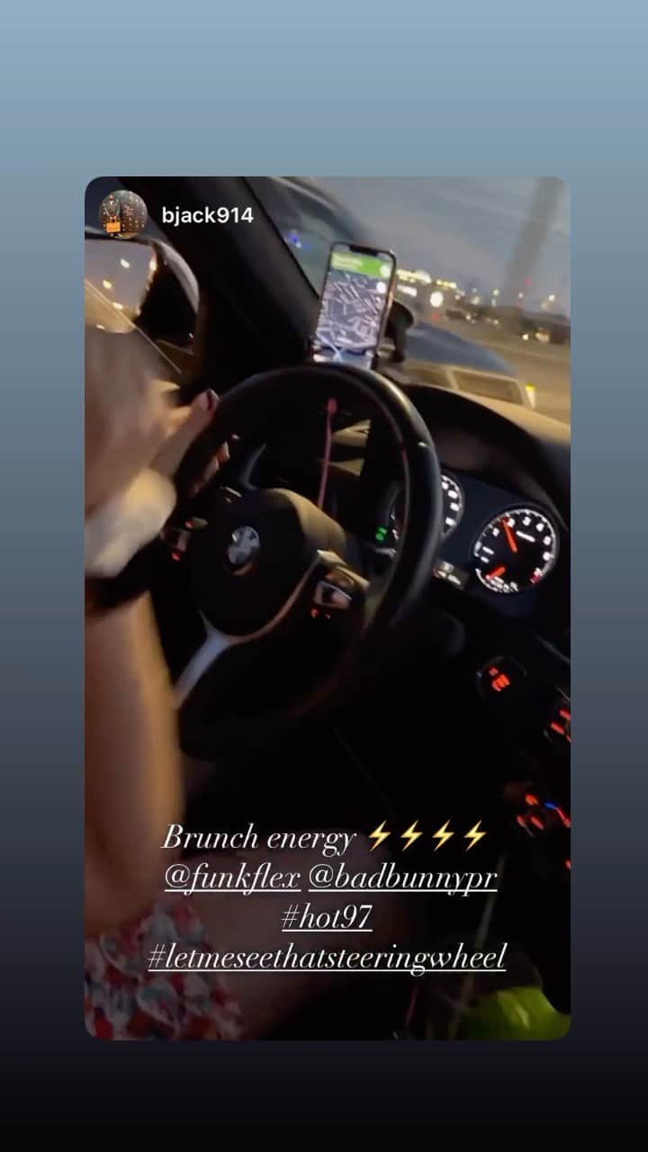 ファンクマスター・フレックスのインスタグラム：「Ok! @bjack914 Says I got those cars rocking!  I keep u hype in them cars! @hot97  Brunch energy! That Bad Bunny cranking!」