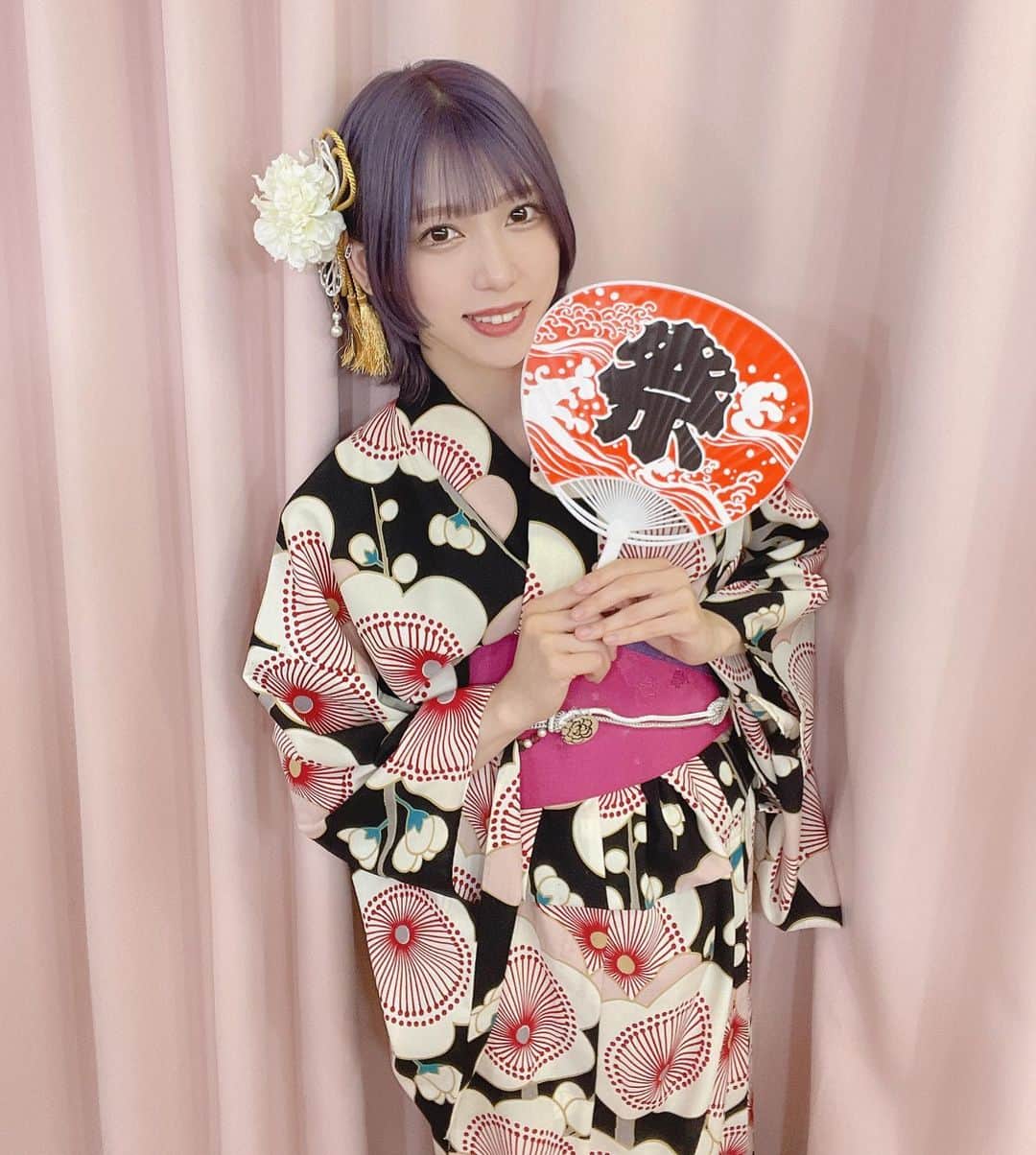 茂木忍のインスタグラム：「夏楽しも〜👘🌈」