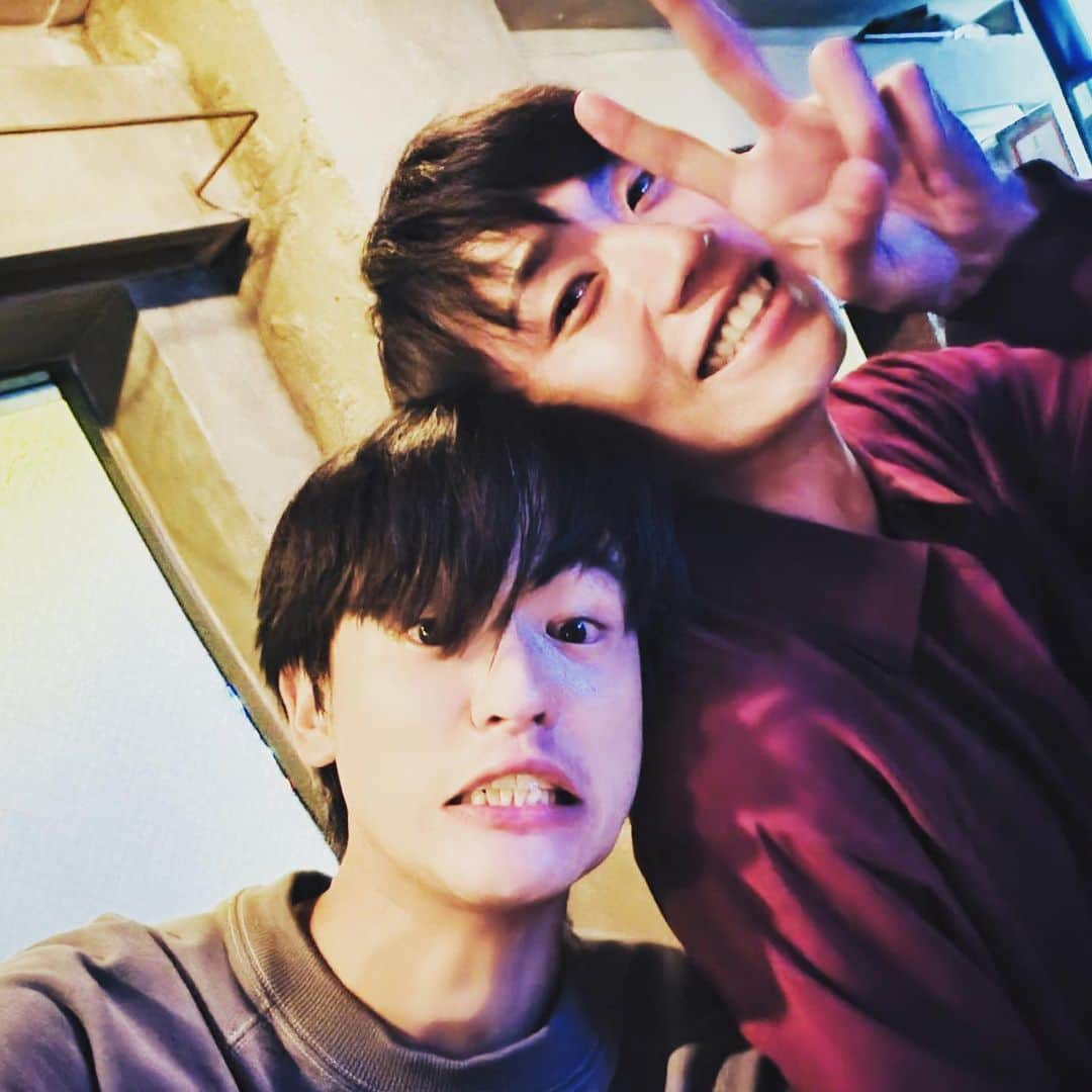 のインスタグラム：「. @hiroya.ozaki はぴば❤︎」