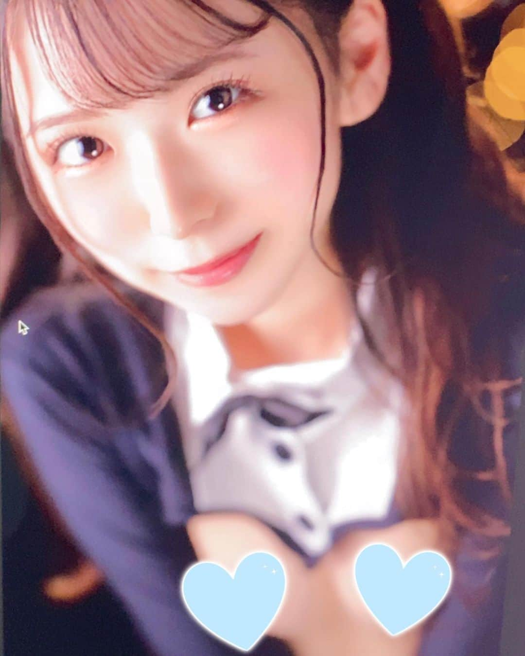 天音ゆいのインスタグラム：「意外と顔面ドアップが好きだったりする (BAN対策でめっちゃ大きいハートつけといた) #オフショット #バニー」