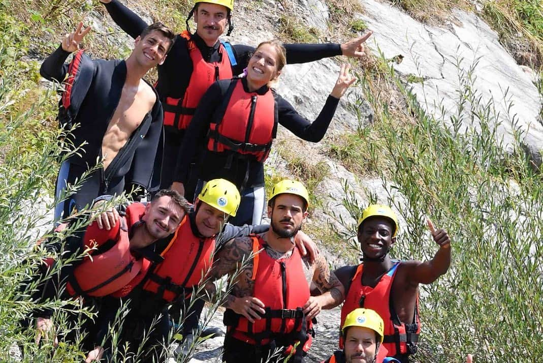 ステファノ・ストゥラーロさんのインスタグラム写真 - (ステファノ・ストゥラーロInstagram)「Team building 💪🏻 @genoacfcofficial #forzagenoa🔴🔵」7月24日 21時20分 - stefano.sturaro