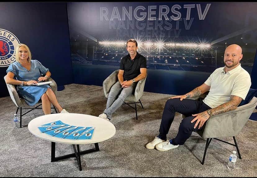 アラン・ハットンのインスタグラム：「Always good to be back at ibrox, really good test against two top teams. Looking forward to the start of the season 💪🏼」