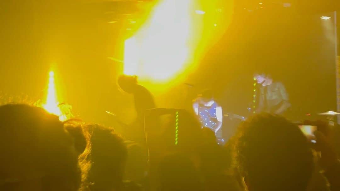 A Place to Bury Strangersのインスタグラム：「@aptbs 🔥🔥🔥」