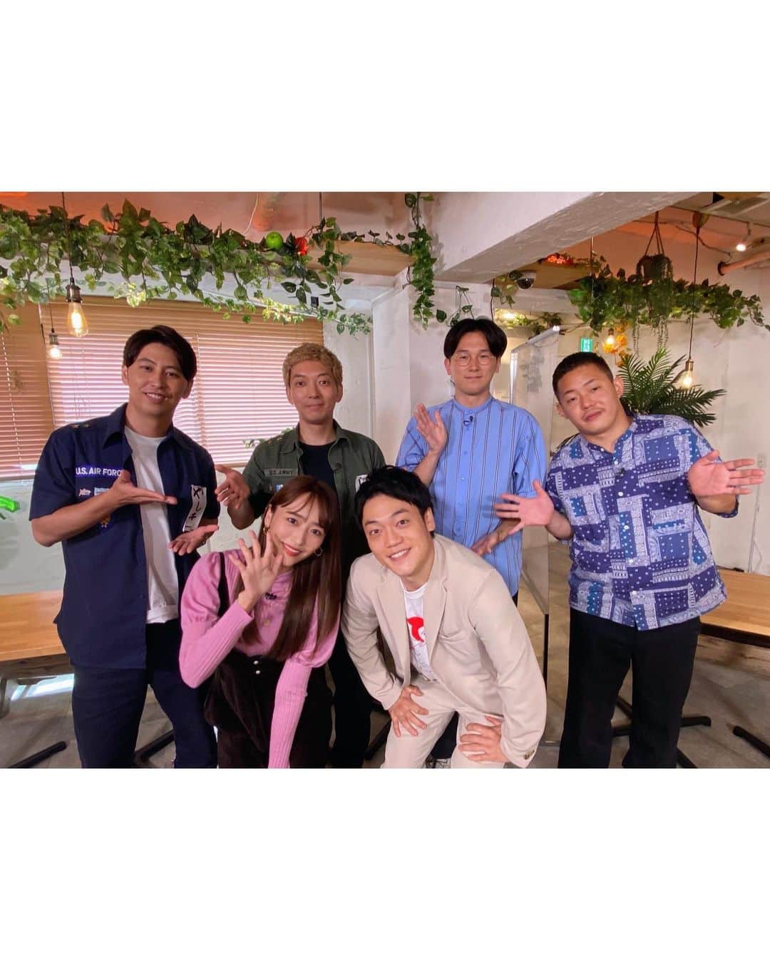 近藤千尋のインスタグラム：「NEWニューヨーク📺 今週オンエアです💓☺️ テレビ朝日📺 8/10  夜0時15分放送〜！  芸能人とキスする方法という 変わった名目で呼ばれました。笑😂  ひーぼぉくんとの馴れ初めを 再現VTRにして頂いたり、 永遠に笑ってた収録でした📺😂❗️ 今までに言ってなかったエピソードも…？笑  おばたのお兄さんにも 久々に再会できて楽しかったです☺️ もう衣装は秋服でやんす💓  ウェア @leurlogetteofficial  アクセサリー @templeofthesunjewellery @jack_joat  シューズ @charleskeith_jp」