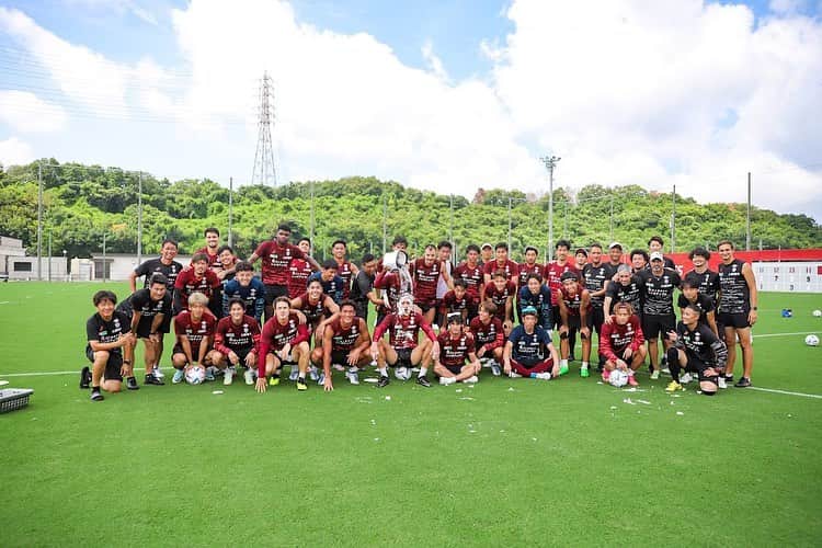 大崎玲央のインスタグラム：「31 年齢はただの数字。 まだまだ頑張ります🤘🏽 #visselkobe #ヴィッセル神戸」