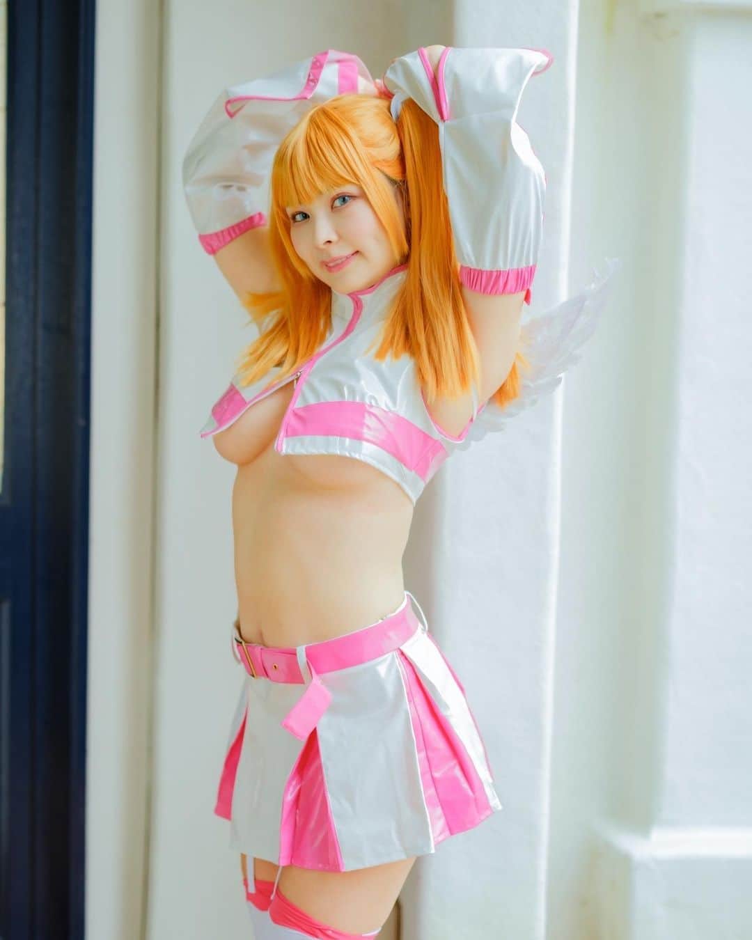 春野ゆこのインスタグラム：「2.5次元の誘惑 リリエル😘 #リリエ#にごりり  #コスプレ #cosplay #下乳」