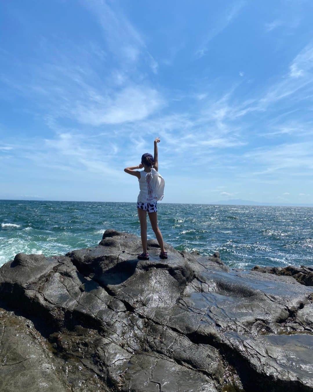 伊藤裕子さんのインスタグラム写真 - (伊藤裕子Instagram)「夏休み  #太陽と海があれば幸せ #加工無しの世界 #夏休み #時間帯と場所を工夫して」7月25日 12時43分 - yukoito_official