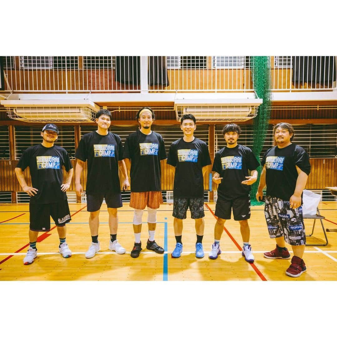 石井講祐さんのインスタグラム写真 - (石井講祐Instagram)「バスケット繋いでくれた素敵な縁🏀 学生時代や社会時代の仲間と今も一緒に取り組める事が素直に嬉しい！ #サムライキャンプ #SAMURAICAMP #石井講祐  #シュート力アップ」7月25日 22時28分 - ishiikosuke