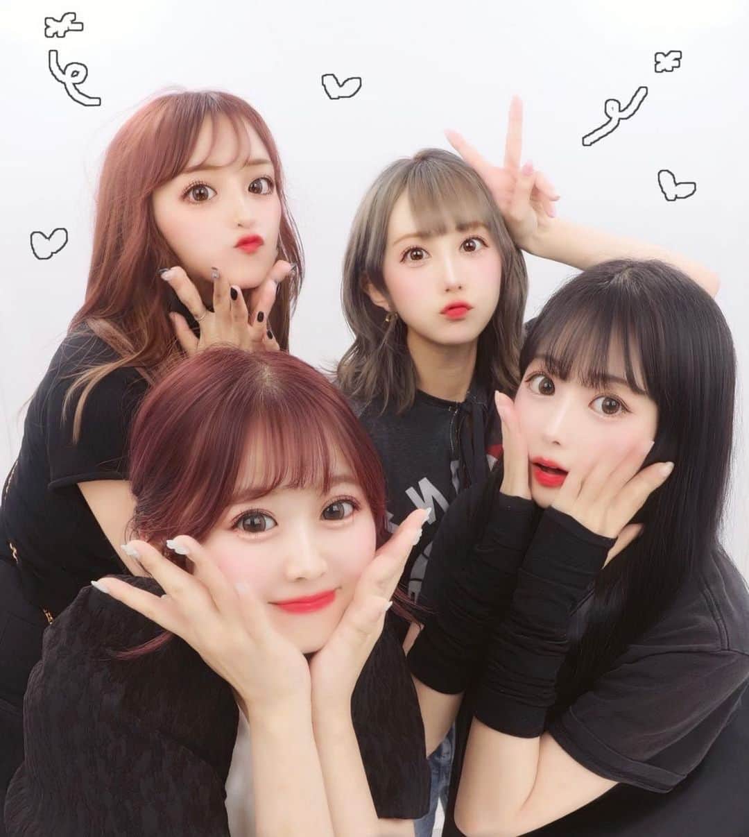のインスタグラム：「4人で遊んだ🎳楽しかったあああまた集まりたいなり🥰はじめてらんちゅ可愛すぎた🐈🐾」