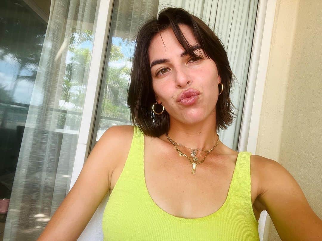 アイラ・トムリャノビッチのインスタグラム：「Lil bit of everything last week 🫠」