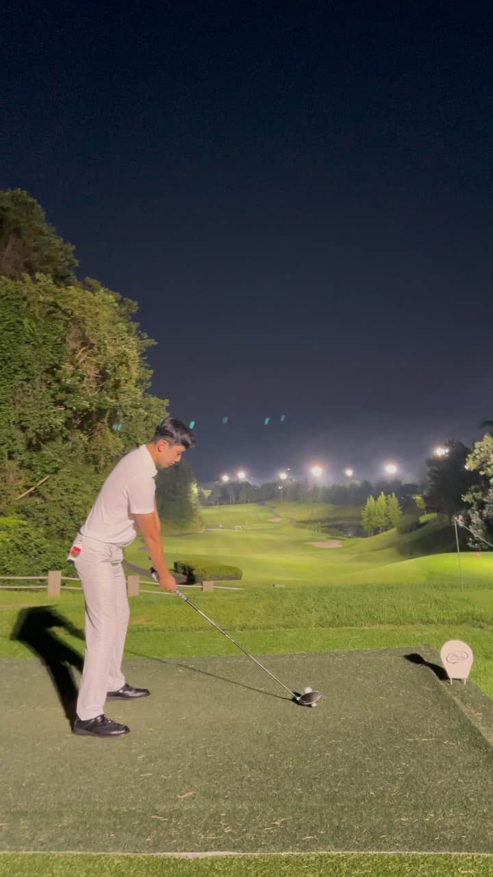 ギチョンのインスタグラム：「꼭 나는 내기하면 더 못치더라... 골프 어렵다 어려워😭😭😭 Video by @_leejeehoon  #골프 #파주cc #golf」