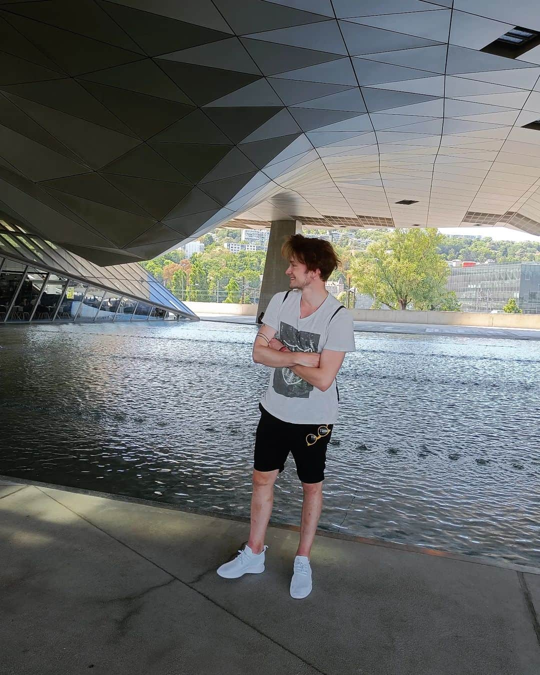 Jussiville JV Partanenのインスタグラム：「Couple more days left here in Lyon! Still alive despite the constant 35+ Celsius heat, Finn's are not made for this warmth 😅 ~~ #icedance #training #summer #summertraining #lyon #france #athlete #heatwave #tattoo #tattoos #travel #beardsofinstagram #figureskating」