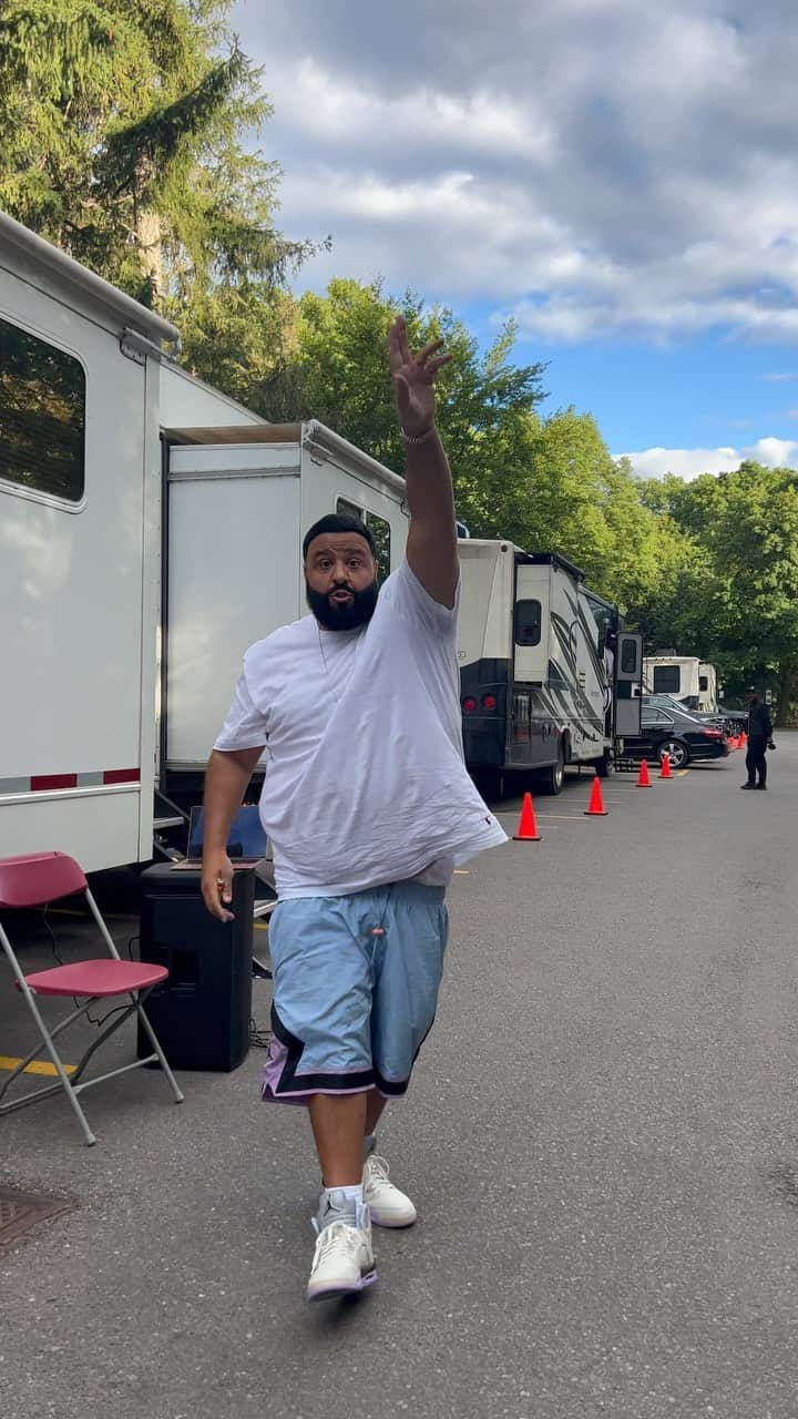 のインスタグラム：「TORONTO 🇨🇦 BILLI IS HERE  THIS GOD DID ! ALBUM MODE !  #GODDID #DRAKEDID」