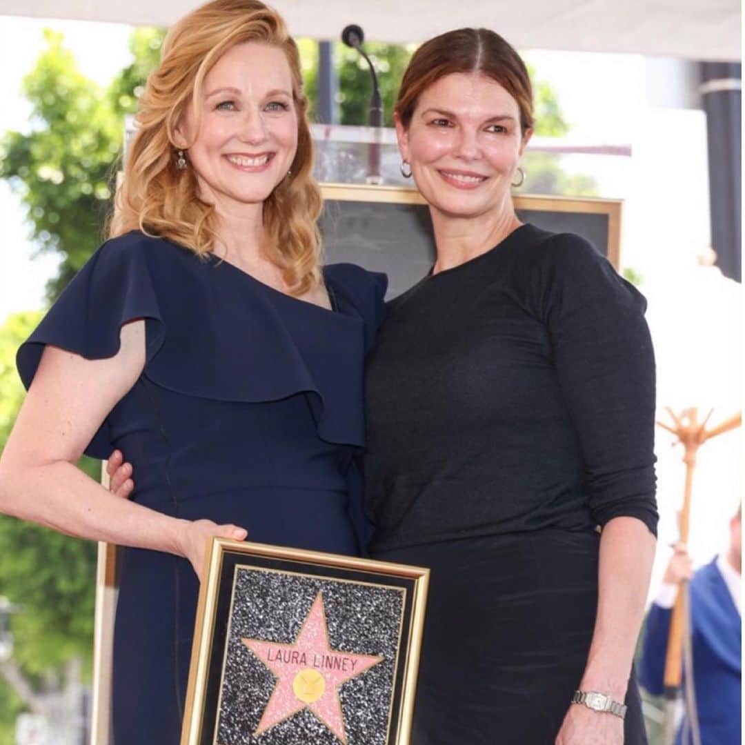 ジーン・トリプルホーンのインスタグラム：「Today is Laura Linney Day in Los Angeles!⁣ ⁣ ⁣ My dearest was just honored with a star on the Hollywood Walk of Fame. ⭐️⁣ ⁣ @itsmelauralinney IS A star not only for her incredible accomplishments which lately include her strong and deft first time directing on the last season - S4 Ep 11 - of Ozark on @netflix of which she is also Emmy nominated for outstanding lead actress in a drama series but more importantly Laura is a star because she is the best friend and ally a woman could ask for. We - my family as well as her family and friends - hold her dear and love her her more than words can say. She is the best of the best. A true star.⁣ ⁣ Hurray for Hollywood! @hwdwalkoffame ⭐️⁣」