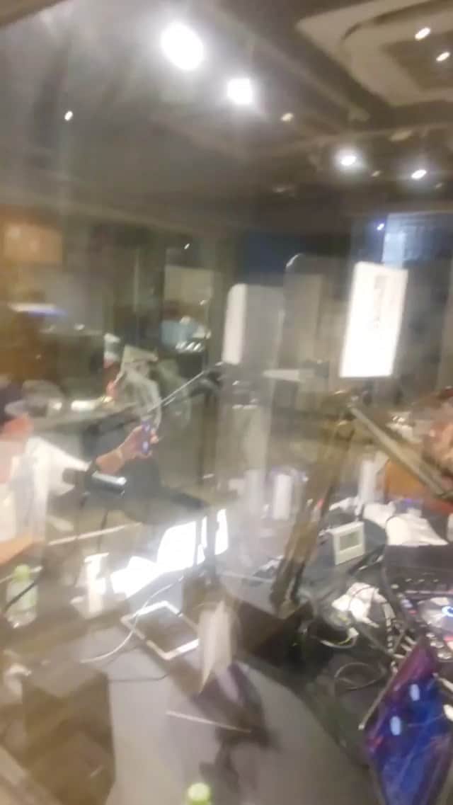 レイチのインスタグラム：「フリースタイル In WREP radio📻🔥  いよいよ今夜日付回ったらEP"SHIKIBU" 配信開始！　#freestyle」