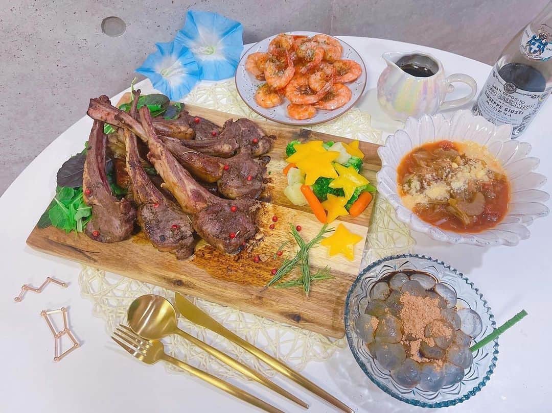 のインスタグラム：「載せてなかった七夕のごはん🎋 . 暑い日が続くけど、夏バテしてないかな？？」