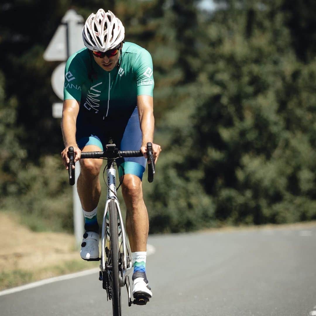 アンデル・イトゥラスペのインスタグラム：「Ruta-Durango-Akorda-Durango con @ekanazentroa el 11 de Junio!! Impresionante organización. Muy contento por seguir disfrutando del deporte en todas sus facetas. ¡Pican las piernas!! 😉🚵‍♀️☀️  Eskerrik asko @asierarteaga_photo por las pedazo de fotos, a @june.eizmendi @leireaperribay y @nereaapit por el avituallamiento en Akorda. Y el picoteo y en @tabiraetxea de locos!  El año que viene más y mejor 💪.」