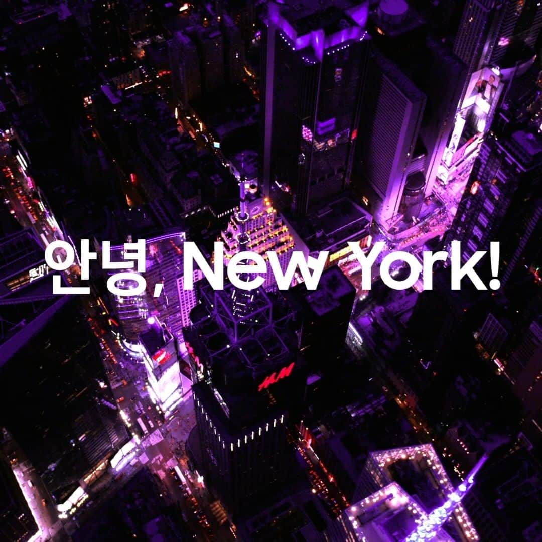 Samsung Mobileのインスタグラム：「Something greater is unfolding. New York, are you ready for #SamsungUnpacked?   Learn more: smsng.co/SamsungUnpacked」