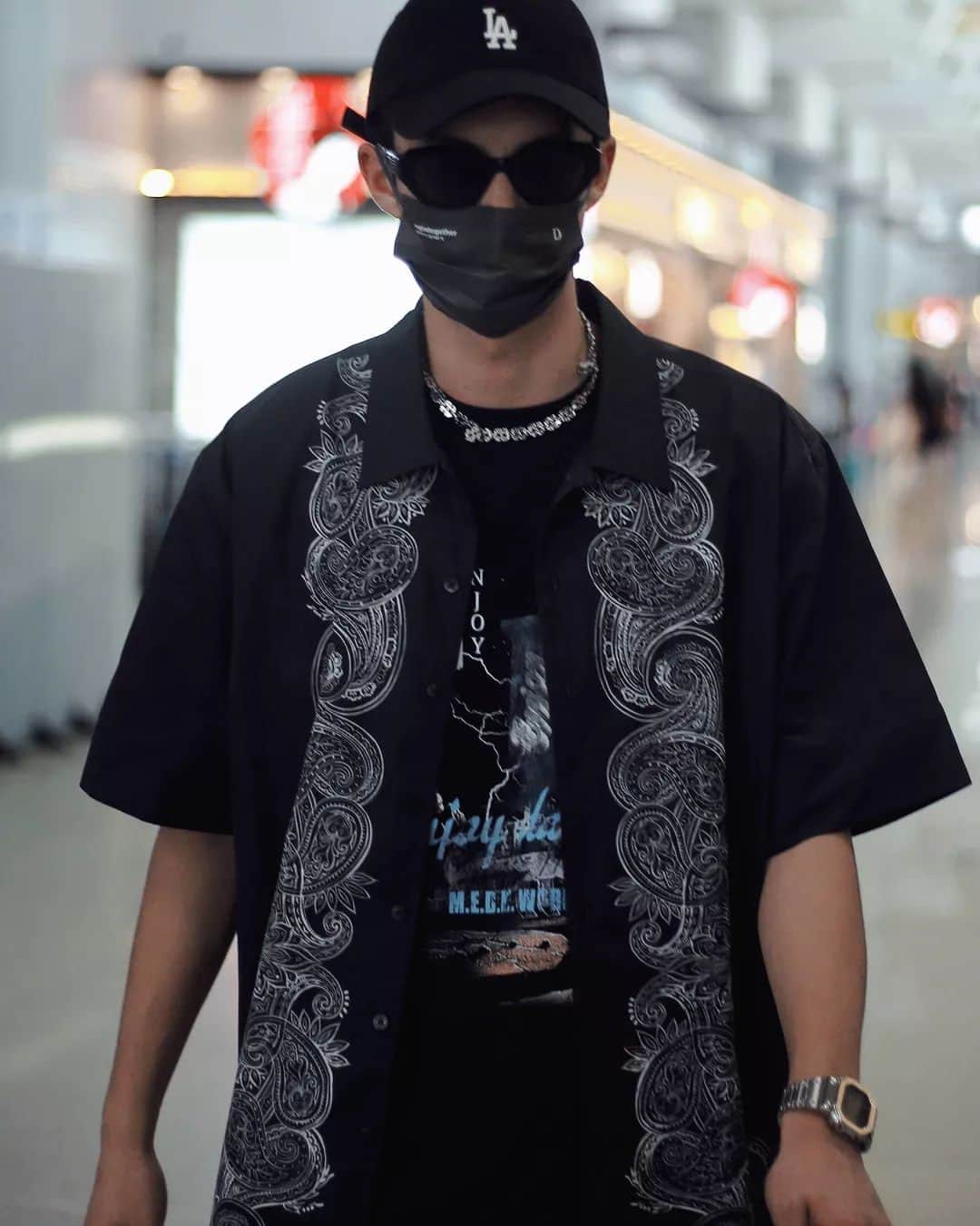 シェン・ユエ（Dylan Wang & Shen Yue）さんのインスタグラム写真 - (シェン・ユエ（Dylan Wang & Shen Yue）Instagram)「Dylan Wang caught in Changsha Huanghua International Airport #WangHedi #DylanWang #dyshen」7月27日 12時32分 - dyshenph