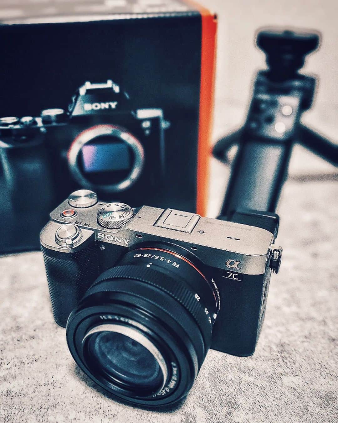 ユウさんのインスタグラム写真 - (ユウInstagram)「my new camera SONY α7C  新しい相棒！ これから撮影はこのカメラでやっていく📷」7月27日 22時03分 - yuuviolin