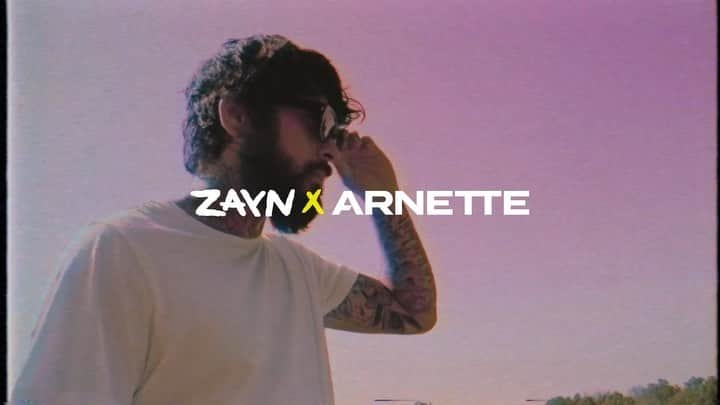 ゼイン・マリクのインスタグラム：「@Zayn x @ARNETTE letting the creative take center stage. Here's a look at our newest creative project. #ZAYNxARNETTE」