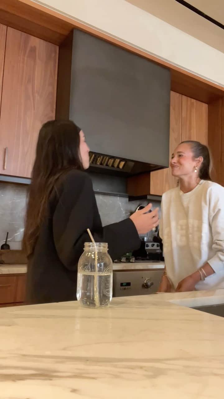 We Wore Whatのインスタグラム：「Lol lol we had to try the tortilla challenge [disclaimer: Alexa volunteered] 🌮 just wait for Annie at the end who clearly didn’t understand the rules 😂👋🏻」