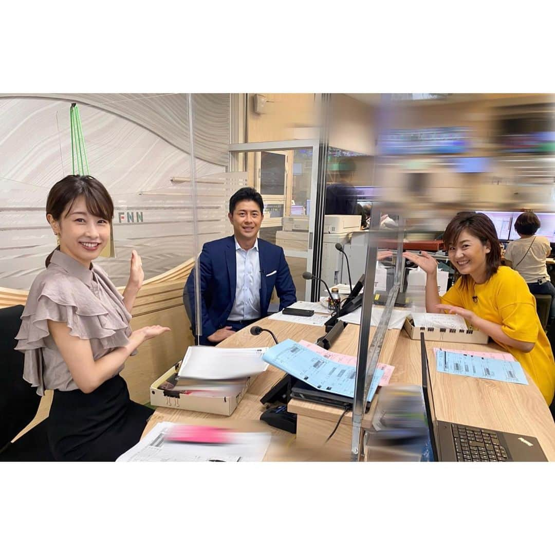 フジテレビ「プライムニュース イブニング」さんのインスタグラム写真 - (フジテレビ「プライムニュース イブニング」Instagram)「#イット ！放送中です   ●安倍元首相 #追悼演説 で与野党反発 ●#台風５号 発生か… #ゲリラ豪雨 警戒 ●また値上げ？ #電気代 １万円近くに ●デリバリーが人気の今、昔ながらの #出前 を続ける名店！ 油淋鶏＆担々麺＆天ざる＆おそば屋さんの“冷やし中華”   きょうから榎並キャスターが復帰し スタジオからニュースをお伝えします #加藤綾子 @ayako_kato.official #榎並大二郎 @enami_daijiro   #石本沙織   #柳澤秀夫   #ガチャピン @gachapin_official #三井良浩   #山本賢太 @yamamoto_kenta.yamaken #フジテレビ #アナウンサー 公式HP：https://www.fujitv.co.jp/livenews_it/ FNNプライムオンライン：https://www.fnn.jp/」7月28日 15時56分 - livenews_it