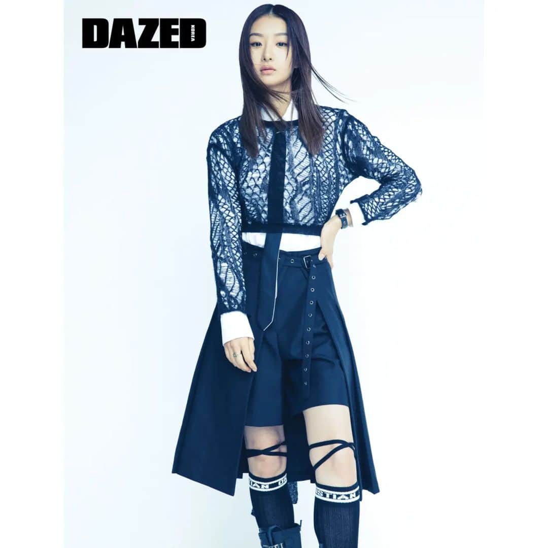 玄里のインスタグラム：「@dazedkorea 데이즈드8월호🦇  🖤Special Thanks for  Editor : Lee Hyunjun Fashion :  Kim Bebe Photography : Kim Yeongjun Art : Kang Joohyun Hair : Lee Enoc Makeup : Lee Bom」