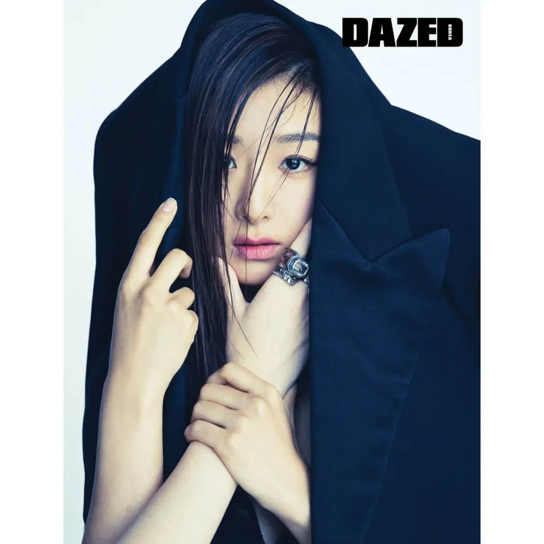 玄里のインスタグラム：「@dazedkorea Magazine Augsut issue ☠️  I hoped the shooting was goin forever ..x  🤍Special Thanks for Editor : Lee Hyunjun Fashion : Kim Bebe Photography : Kim Yeongjun Art : Kang Joohyun Hair : Lee Enoc Makeup : Lee Bom」