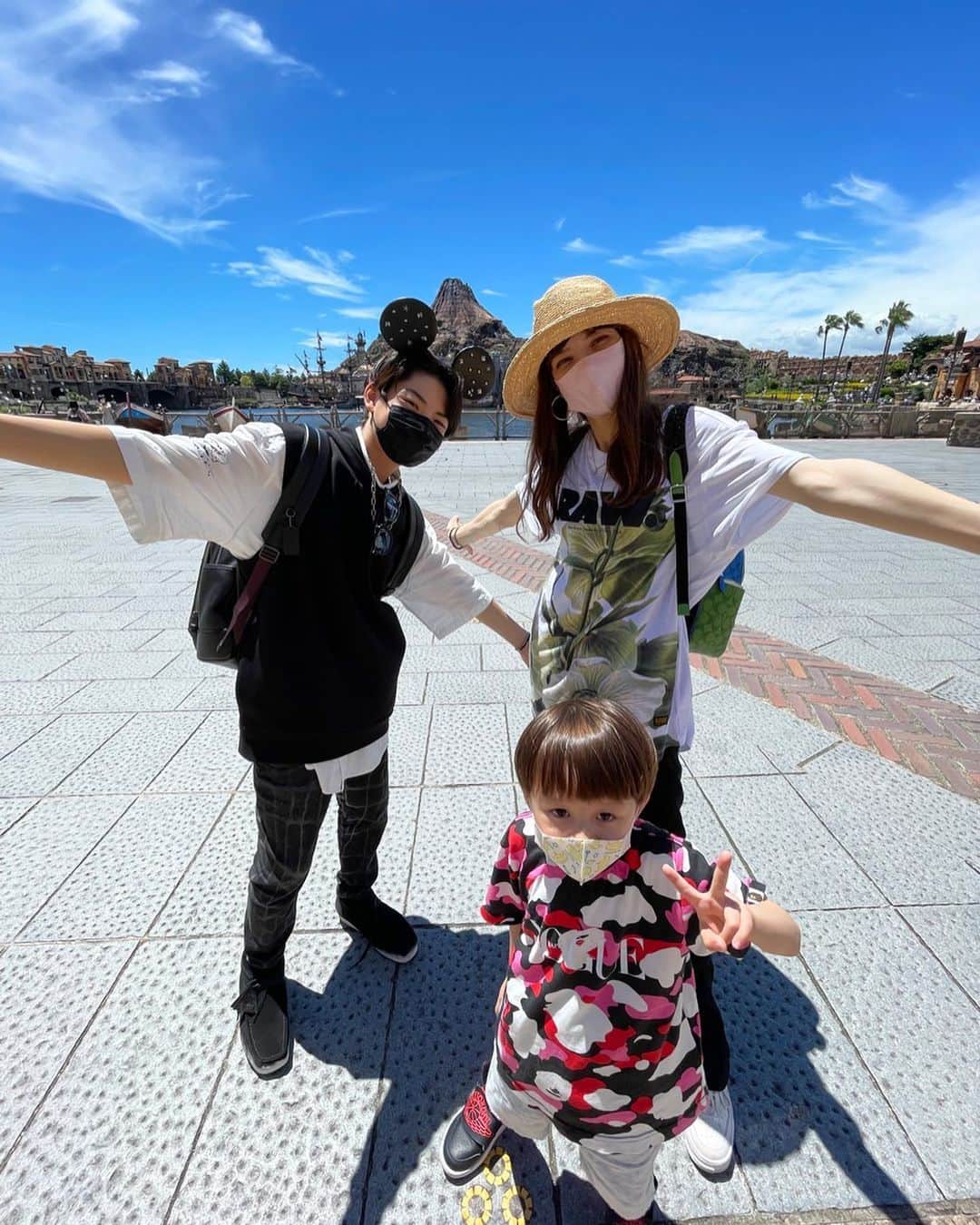 いおりくんTVさんのインスタグラム写真 - (いおりくんTVInstagram)「眩しい☀️しぃしぃテンションアゲアゲ😎 ️ #いおりくんtv ...