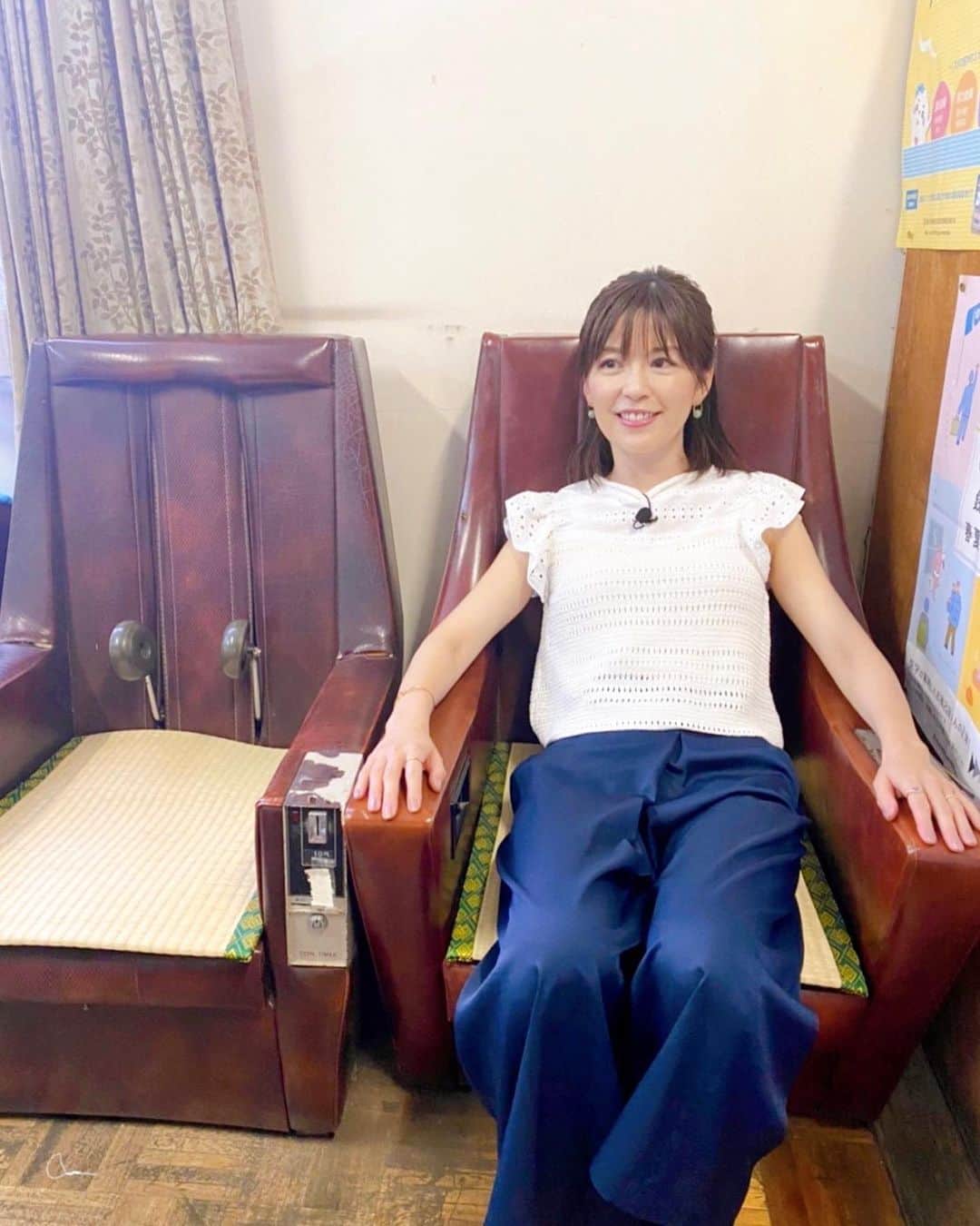 中野美奈子のインスタグラム：「7月30日（土）放送 フジレテビ系列『芸能人が本気で考えた！ドッキリGP』にロケで参加してきました！  Snow Manの向井康二さんを香川でドッキリに。  あいにくのお天気でしたが☔️ 香川の名所巡りや久しぶりの同期との再会やらで心に残るロケになりました。  向井さん、ピュアすぎて、もぅ、心が洗われました。 いい方すぎる〜。 本当にお疲れ様でした。  ロケの合間にひと息。 味のある銭湯にて♨️  #ドッキリgp  #向井康二 さん #性格良すぎです   #仕掛け人 #うどん県 #香川県  #同期と再会 #フジレテビ  #中野美奈子」