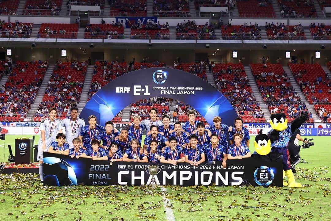 相馬勇紀さんのインスタグラム写真 - (相馬勇紀Instagram)「E-1選手権champions⚽️🇯🇵 たくさんの応援ありがとうございました😊 3年越しのリベンジ！ もっともっと成長します！！ ©︎JFA #⚽️⚽️⚽️ #samuraiblue  #相馬勇紀」7月28日 13時51分 - soma_47_official