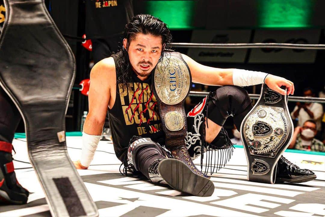 小林瑛太のインスタグラム：「Doble campeón..」
