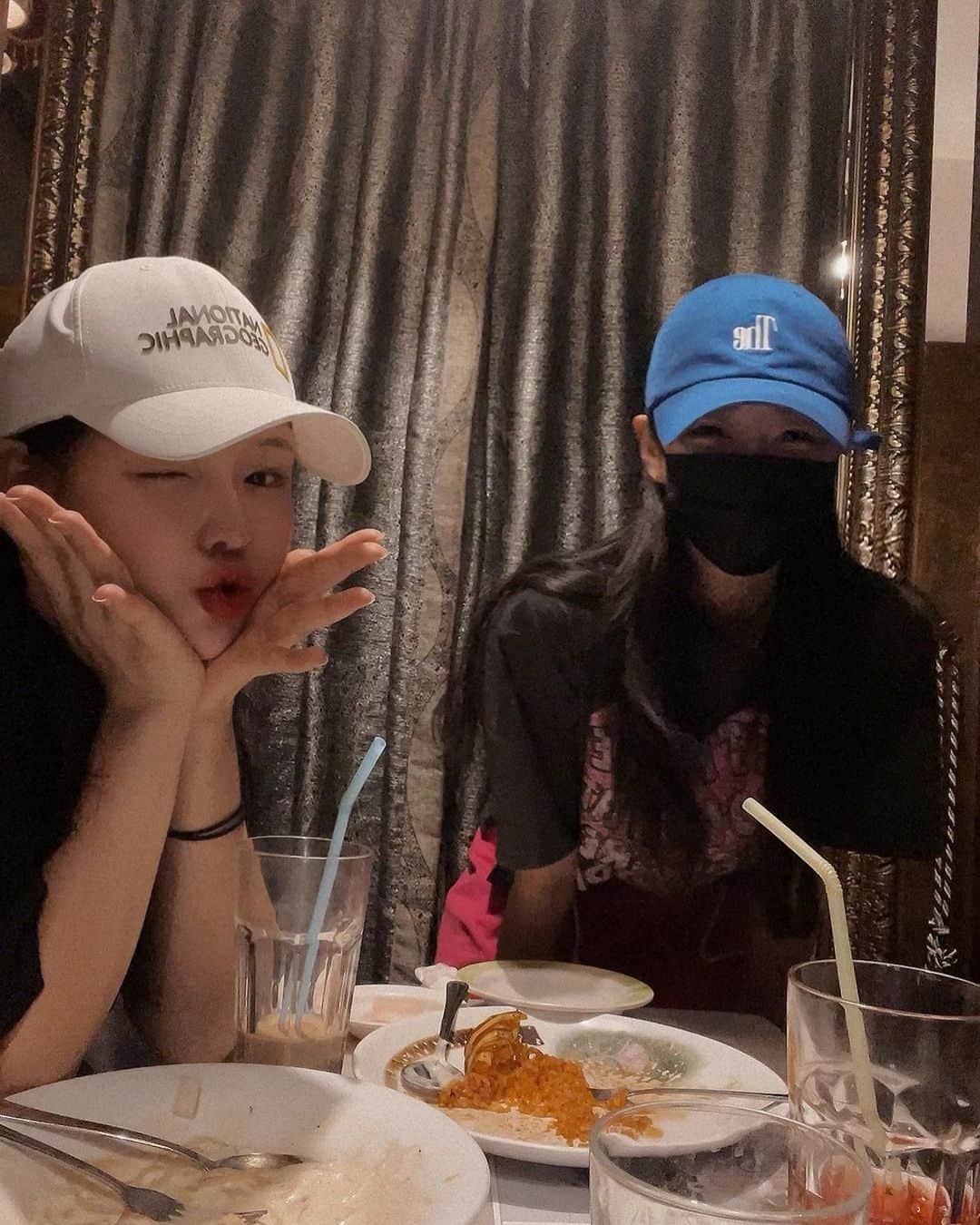 hyeriのインスタグラム：「추억의 메듀빈🙃🙂」