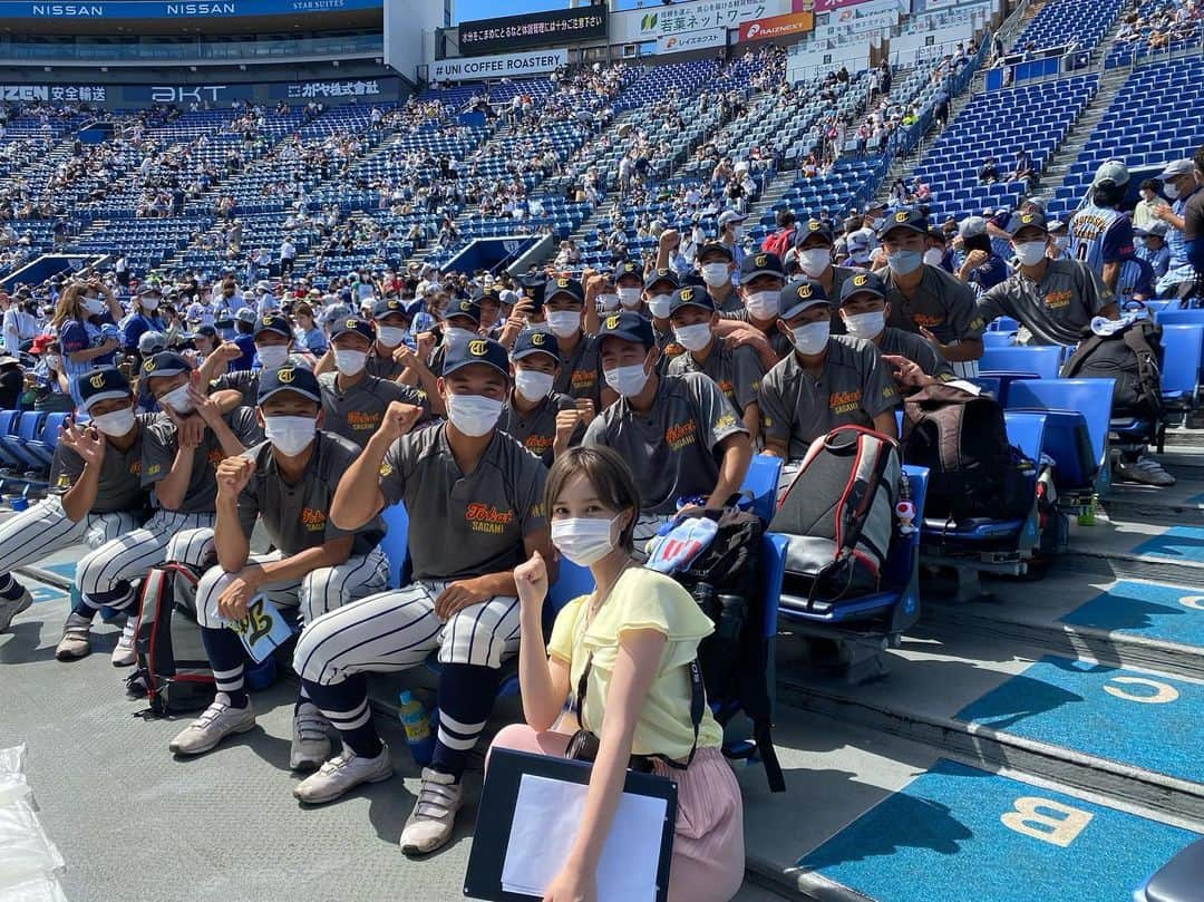 黒澤詩音さんのインスタグラム写真 - (黒澤詩音Instagram)「#高校野球ダイジェスト ⚾️  番組MC、６年目の夏も駆け抜けました！ 地元神奈川での熱い、暑い夏。 今年も沢山の熱い試合、球児の皆さんとの出会いがありました。  取材にご協力いただいた皆様に心よりの感謝申し上げます。  そして毎夏この番組を楽しみにしていただいている 皆様に感謝の気持ちでいっぱいです！  #横浜高校 が連覇。  決勝後のインタビューでは、限られた時間の中でさまざまな想いを選手、監督の皆さんから伺い 甲子園での活躍により一層の期待に心が躍ります。  横浜高校の村田監督には、今年も番組に生電話でもご出演いただき甲子園への意気込みをお聞かせいただきました。  決勝戦の、 #東海大相模 との試合での迫力あるプレー、選手たちの涙。そして笑顔。 そして参加したすべての高校球児たちの夏にかける想い。 かけがえのない、キラリと光る瞬間の連続でした。  この夏も。  球児の皆さん。 熱い感動をありがとう❗️  #高校野球ダイジェスト #甲子園 #神奈川 #高校野球 #野球 #スポーツ」7月28日 20時59分 - shionkurosawa_official