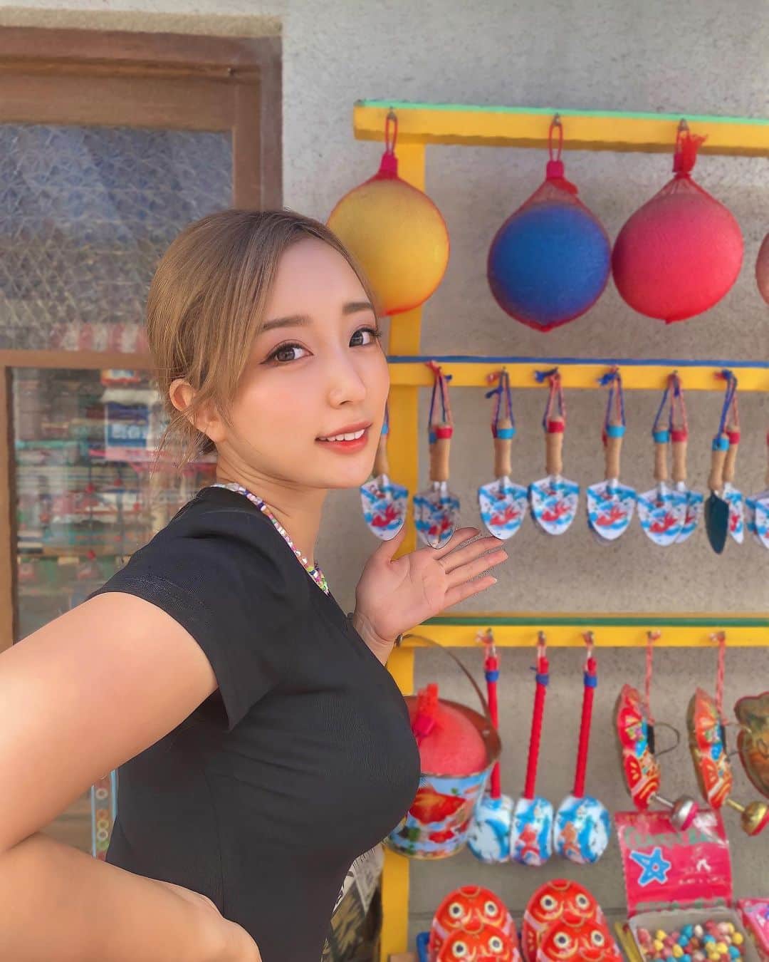 石田みかのインスタグラム：「. . ジェットコースター苦手だけど、 西武園ゆうえんちは全部いける🥰 ディズニーはギリいける（？） 富士急？絶対無理、耐えられない。 . . .  #筋トレ女子  #フィットネスウェア  #japanesegirl #japanese #tokyo #日本女孩 #我的最愛 #サマースタイルアワード #ビューティーフィットネスモデル #西武園ゆうえんち #遊園地コーデ #遊園地デート」