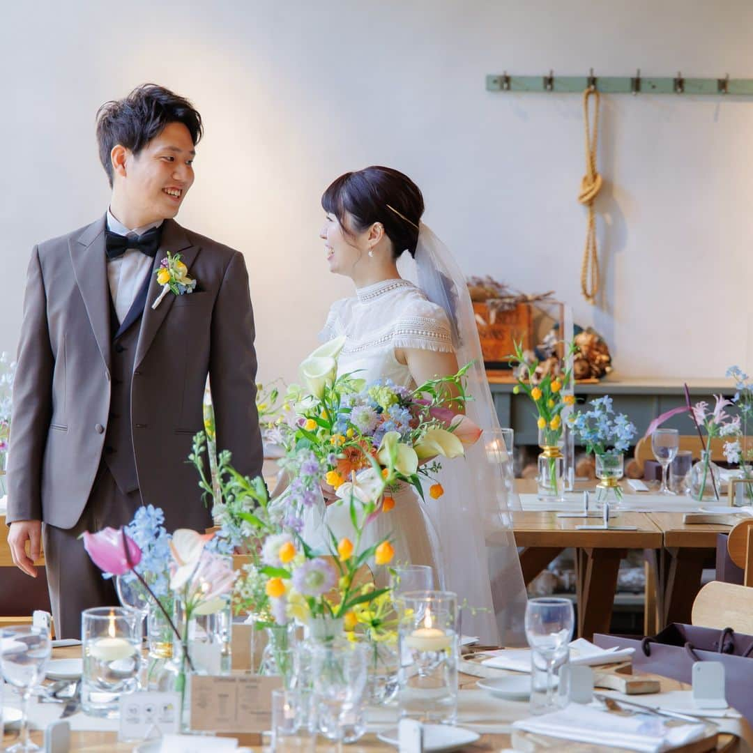 instyleweddingkyotoさんのインスタグラム写真 - (instyleweddingkyotoInstagram)「おふたりだけの貸切空間&オリジナル装飾だから自然と笑顔に♪  @instyleweddingkyoto  #結婚式っていいね #今だからこそ伝えよう #instyleweddingkyoto  ---------------------------------- #ブライダルフェア のご予約はプロフィール画面URLからも受け付けております ---------------------------------- #takeandgiveneeds #tg花嫁 #kyoto #kyotowedding #インスタイルウェディング京都 #テーブルコーディネート #前撮り#ウェディングフォト#ご家族婚 #フラワーコーディネート #テーブルコーディネート#ウェディングブーケ #京都花嫁 #京都のプレ花嫁さんと繋がりたい #関西のプレ花嫁さんと繋がりたい #全国のプレ花嫁さんと繋がりたい #入籍 #結婚式」7月29日 9時11分 - instyleweddingkyoto