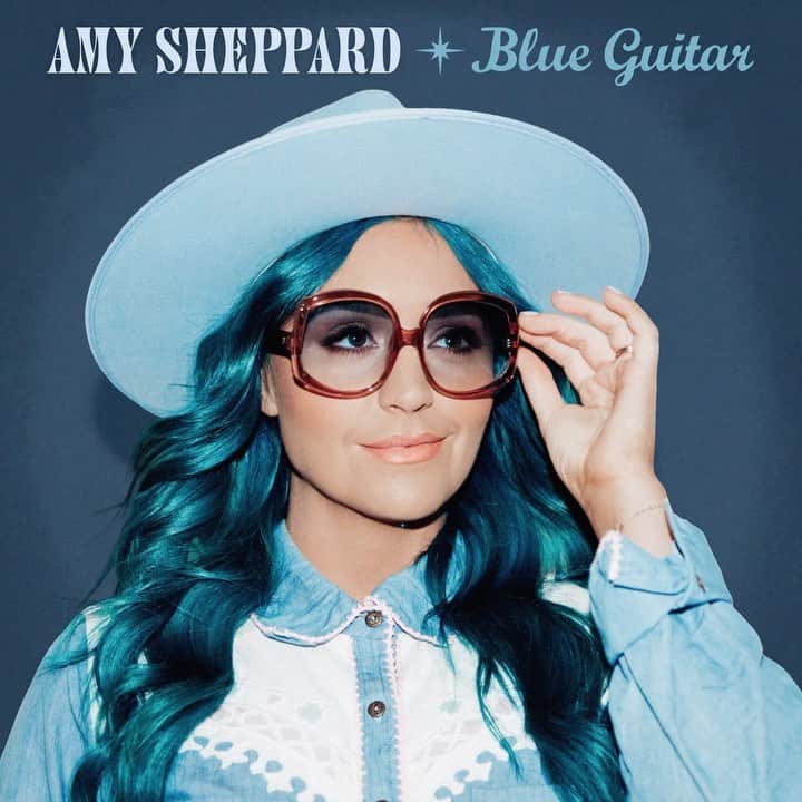 シェパードのインスタグラム：「Amy’s brand new single Blue Guitar is out everywhere Friday August 5. A big, luscious ballad we can’t wait for you to hear and sing along to. To pre-order, click the link in our bio!  @amysheppardpie #newmusic」