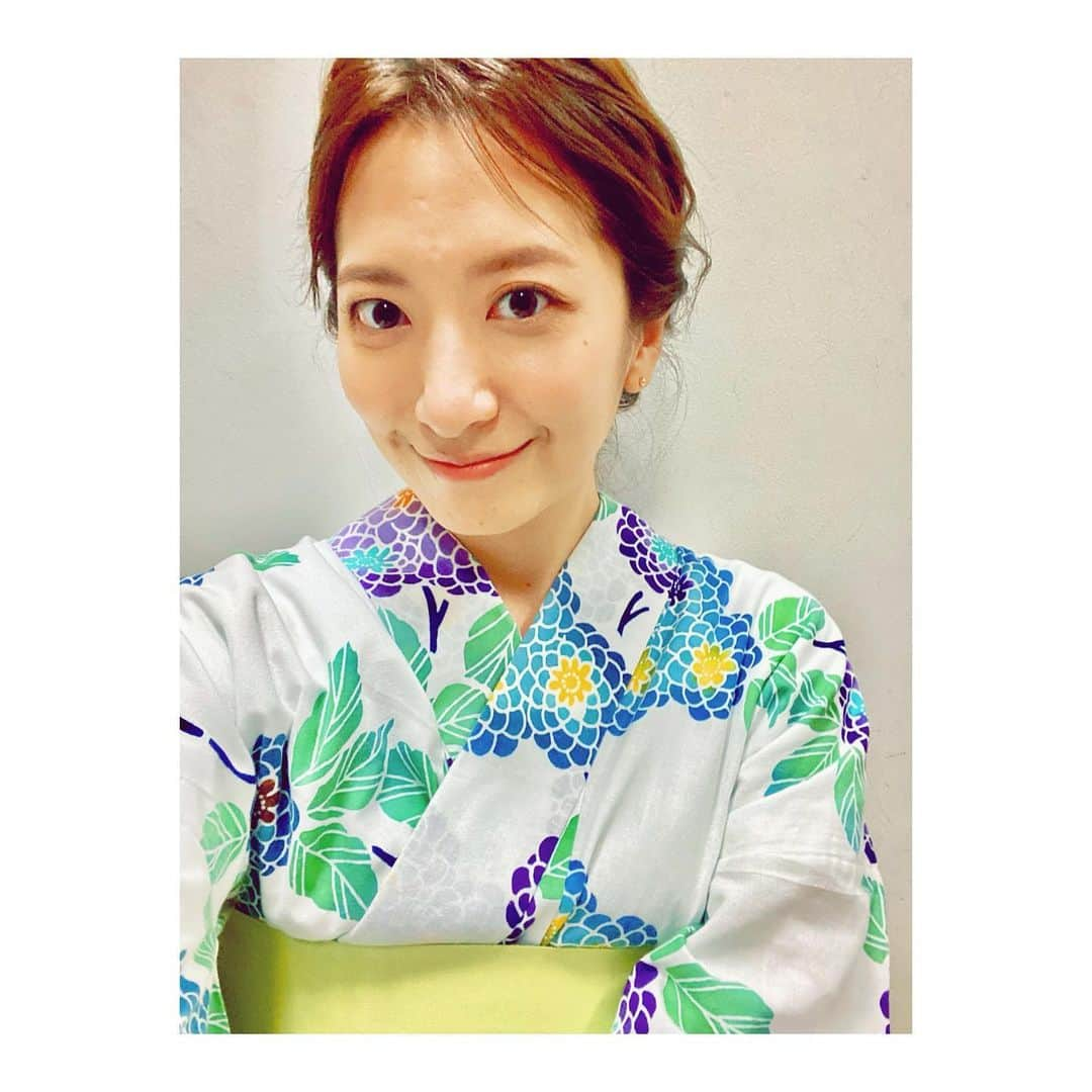 笹崎里菜さんのインスタグラム写真 - (笹崎里菜Instagram)「🐬 お久しぶりです🍉 いかがお過ごしでしょうか？👒 7年ぶりにロケで浴衣を着ました🐠✨ たまには、良きですなぁ🌽  ＼絶賛夏バテ中／ #また冬にでもお会いしましょう」7月29日 19時08分 - rina_sasazaki